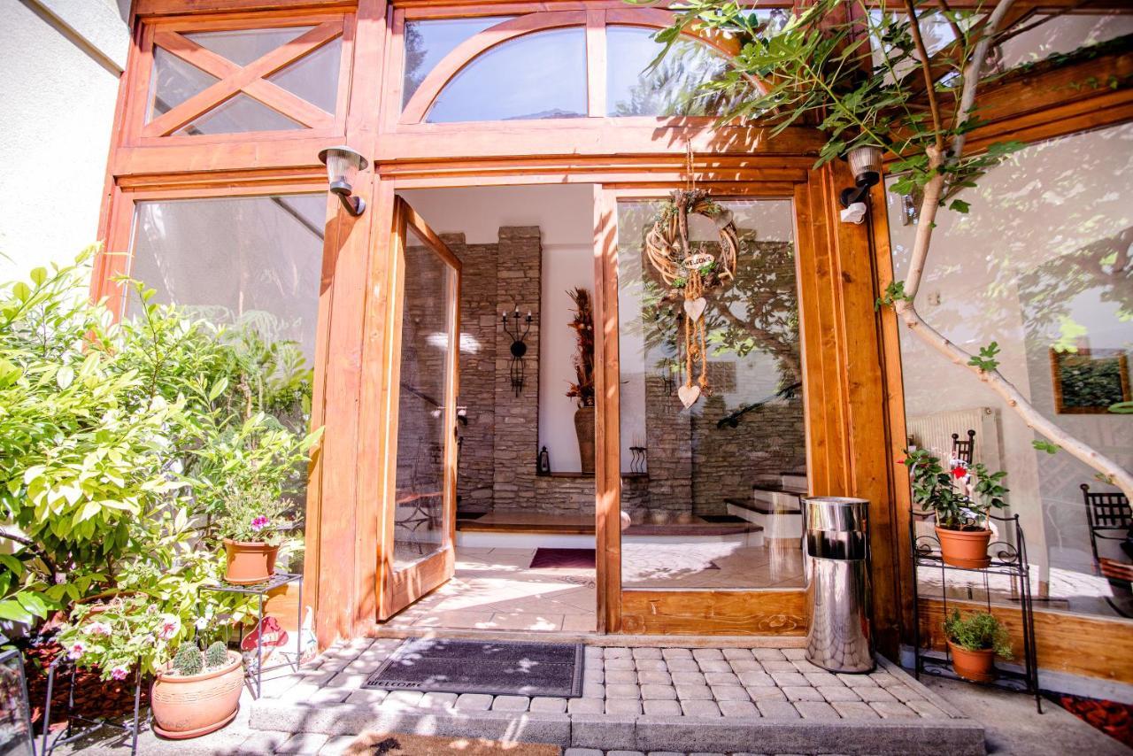 Nymphea Villa Heviz Exterior photo