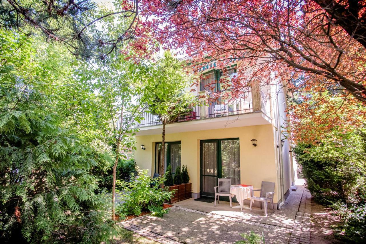 Nymphea Villa Heviz Exterior photo