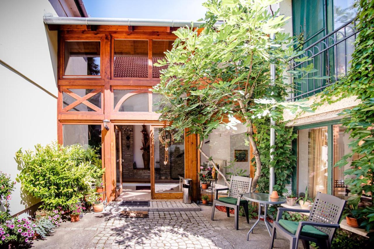 Nymphea Villa Heviz Exterior photo
